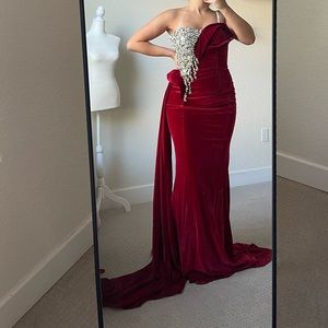 Portia and Scarlett - PS22626 Rhinestone Velvet Sculpted Gown